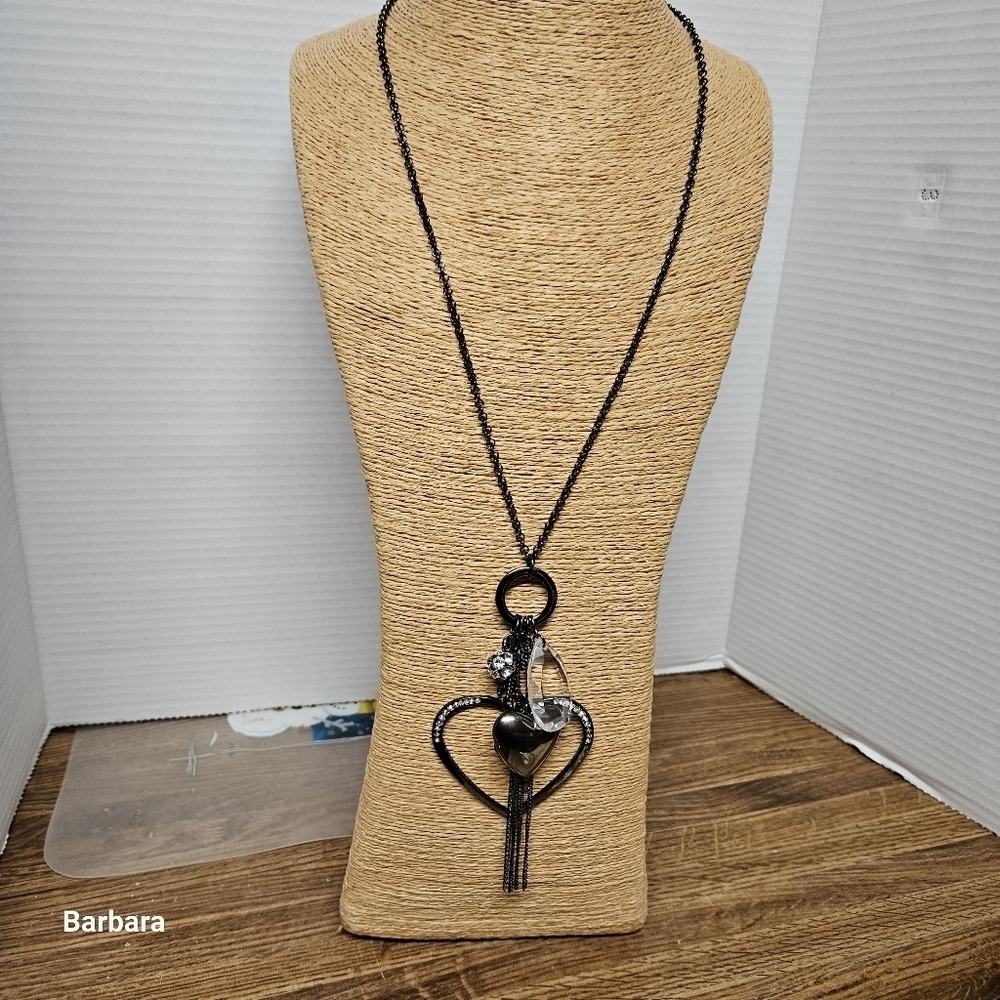 Vintage Guess Black Hearts Drop Charm Pendant Necklace
